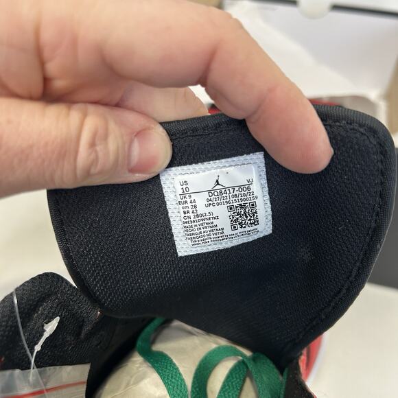 Nike Air Jordan 1 Mid SE “Christmas/Black Fire Red White” main image 4